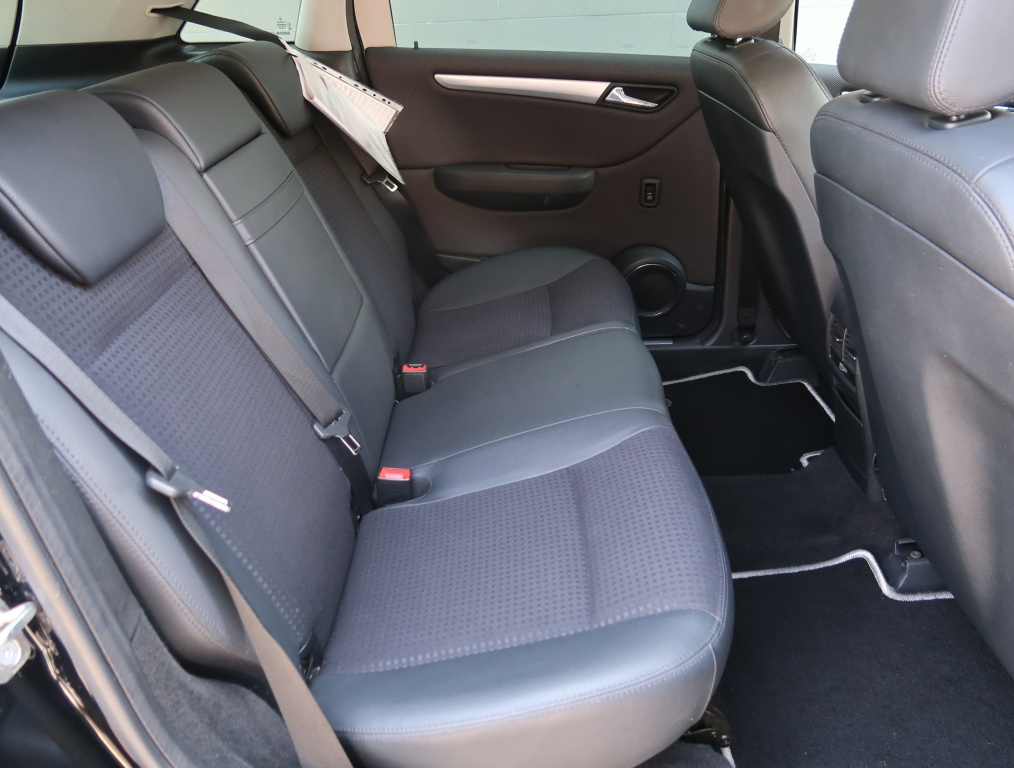 Mercedes-Benz B