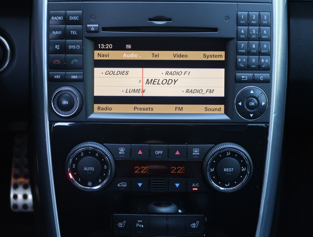 Mercedes-Benz B