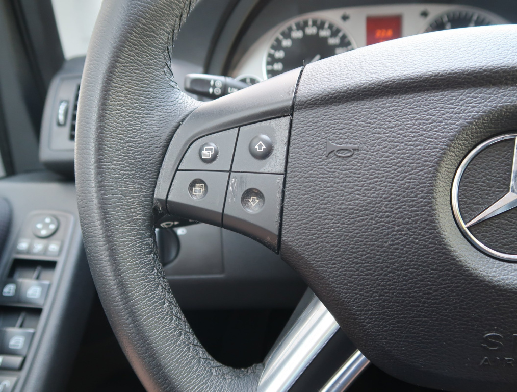 Mercedes-Benz B