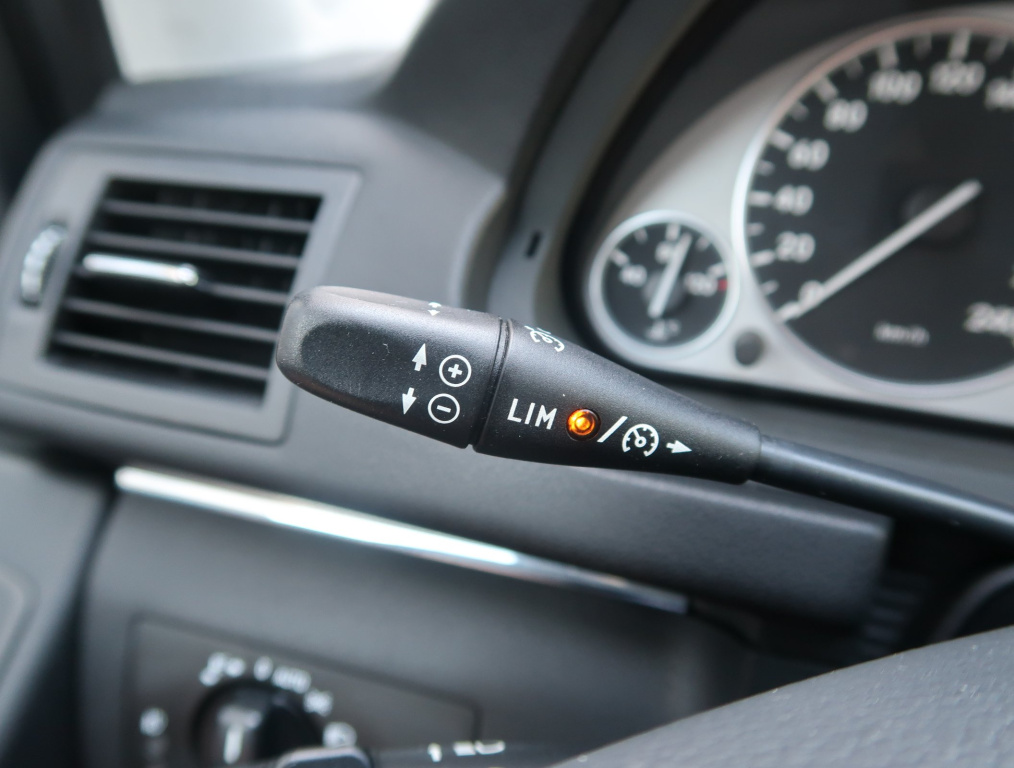 Mercedes-Benz B