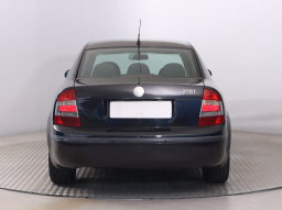 Škoda Superb 2008