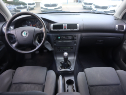 Škoda Superb 2008