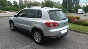 Volkswagen Tiguan - 2010