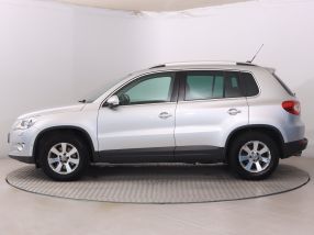 Volkswagen Tiguan - 2010