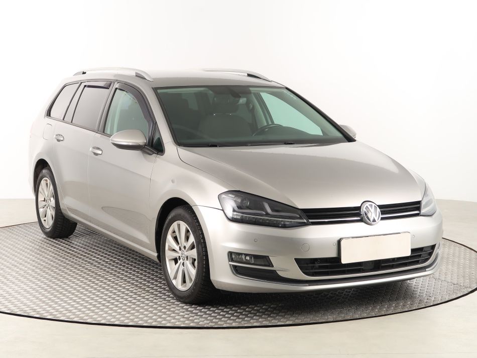 Volkswagen Golf - 2016