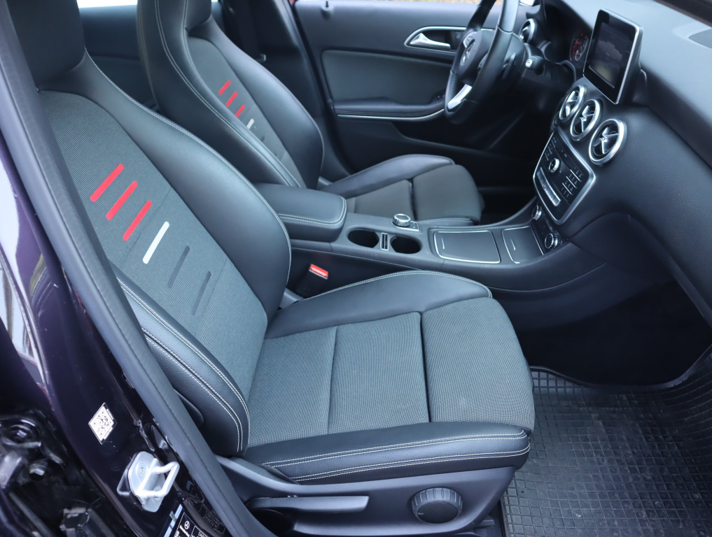 Mercedes-Benz A