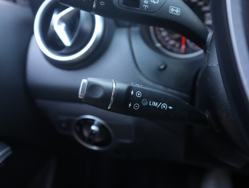 Mercedes-Benz A