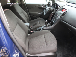 Opel Astra 2013