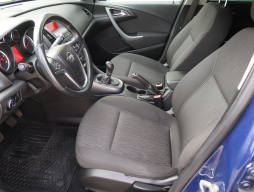 Opel Astra 2013