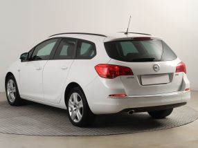 Opel Astra - 2015