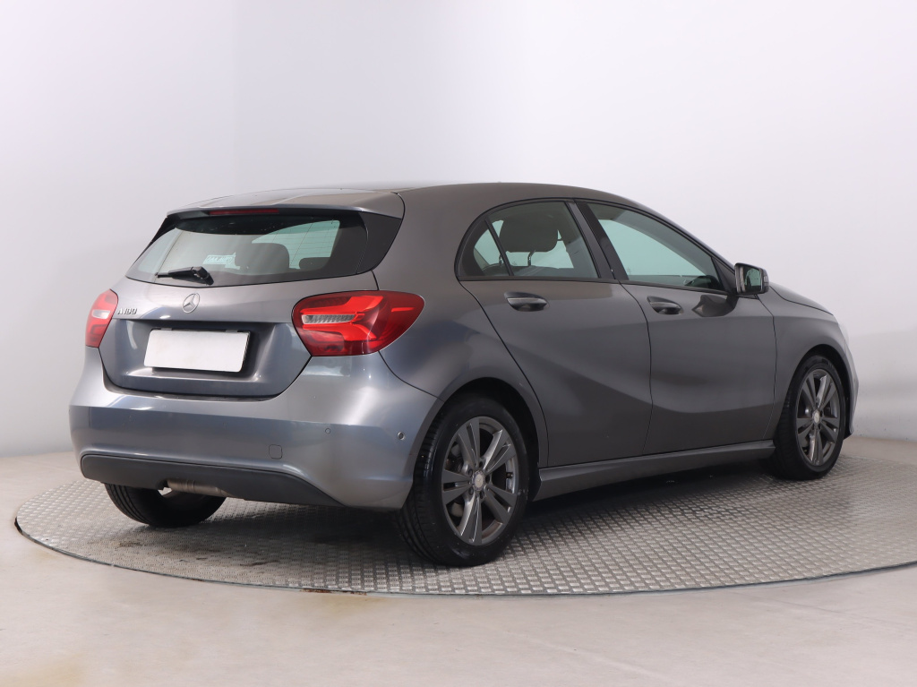 Mercedes-Benz A