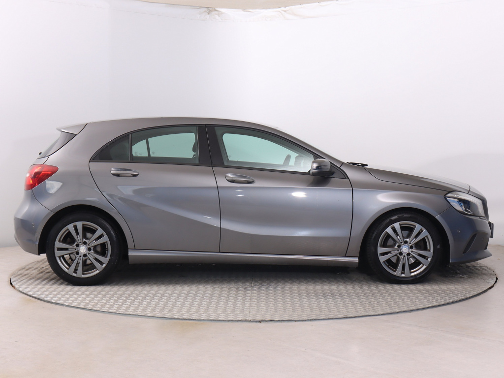 Mercedes-Benz A