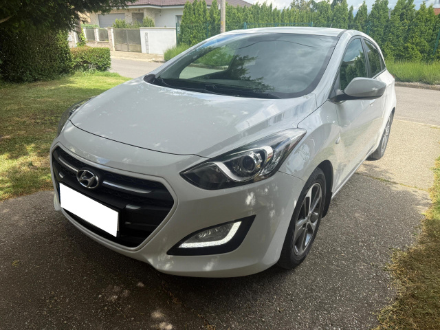Hyundai i30 2016