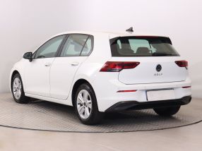 Volkswagen Golf - 2021