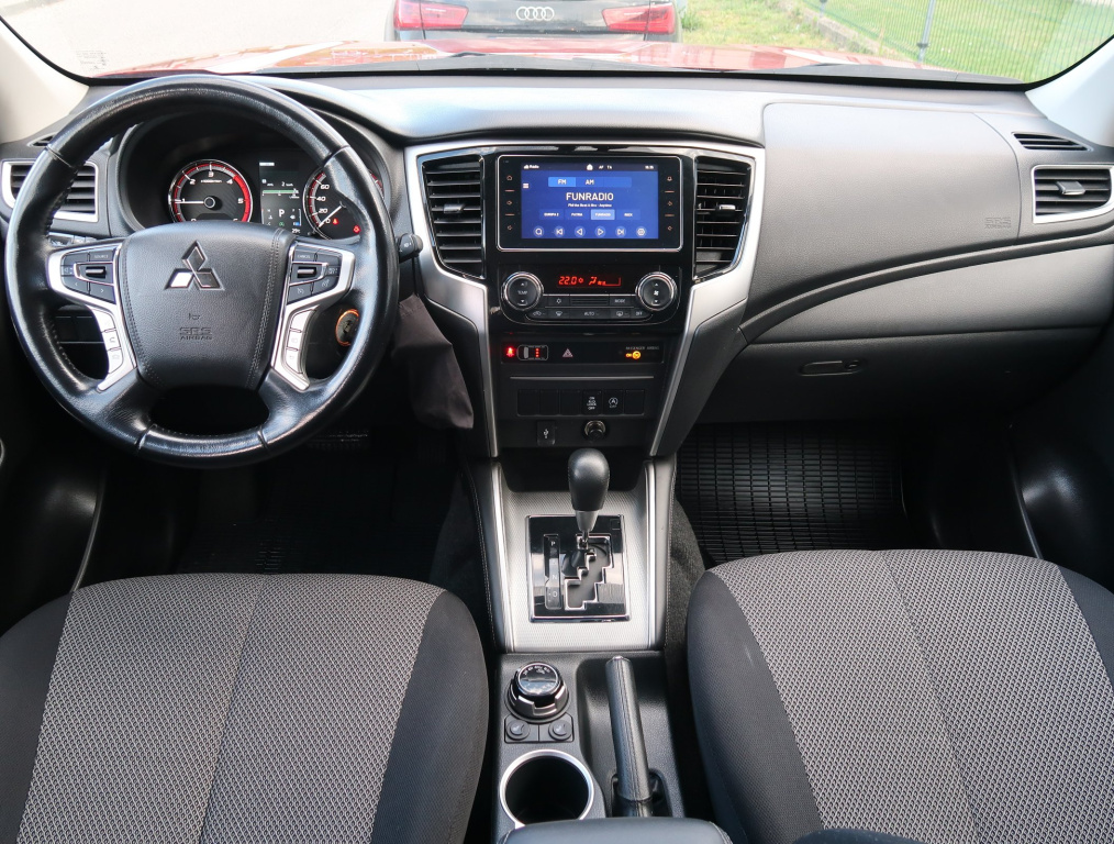 Mitsubishi L200