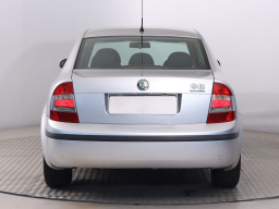 Škoda Superb 2008