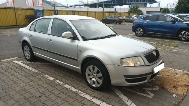Škoda Superb 2008