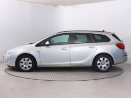 Opel Astra 2011
