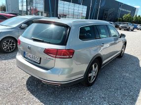 Volkswagen Passat - 2016