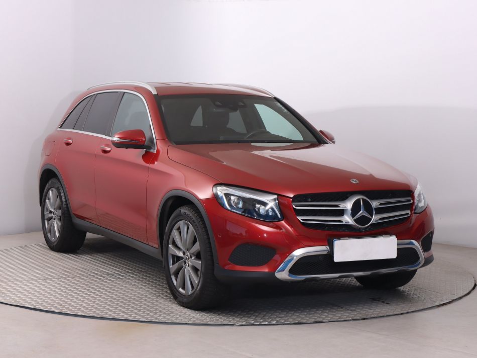 Mercedes-Benz GLC - 2017