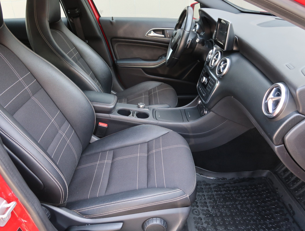 Mercedes-Benz A