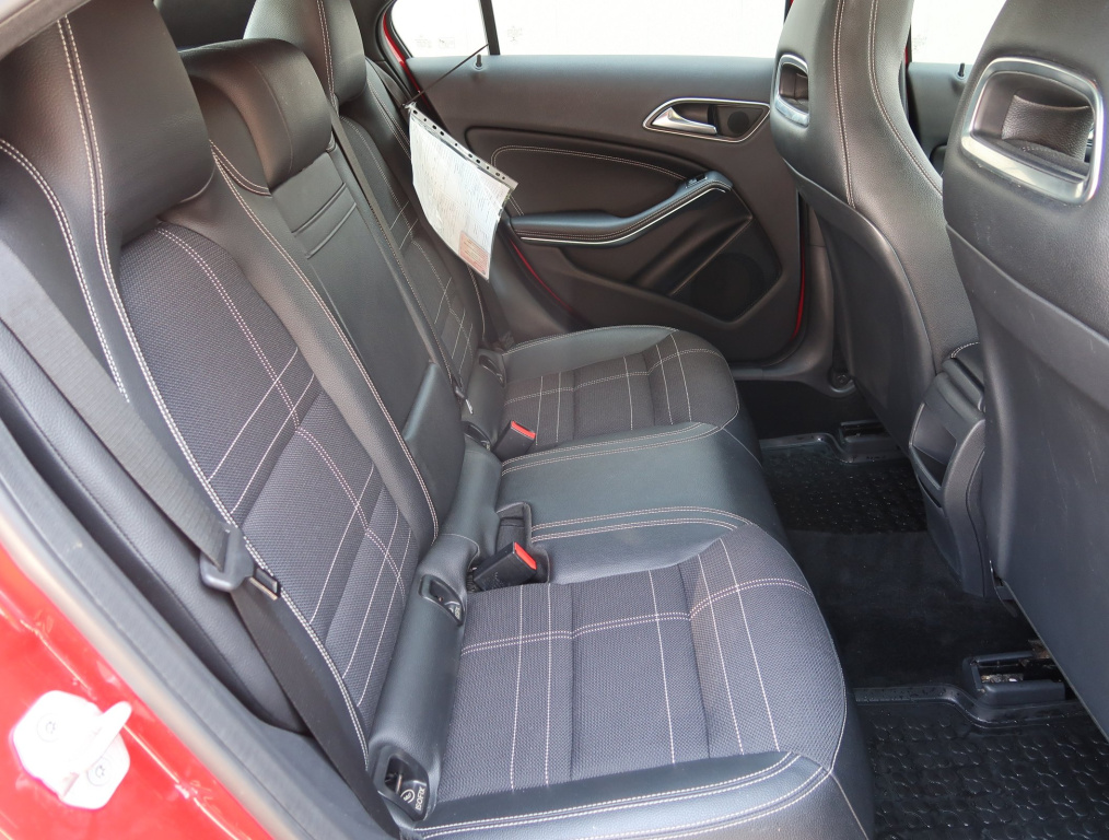 Mercedes-Benz A