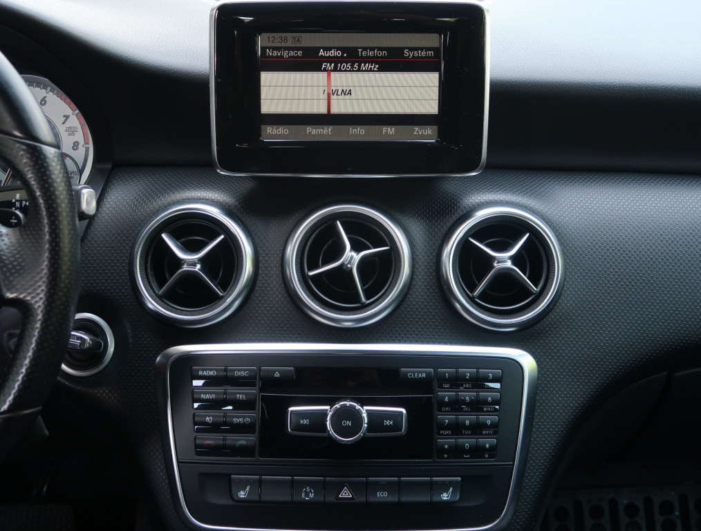 Mercedes-Benz A