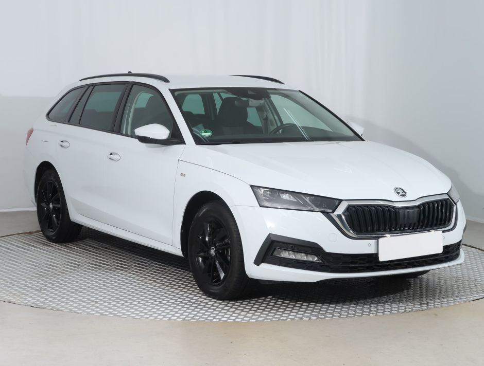 Skoda Octavia - 2023