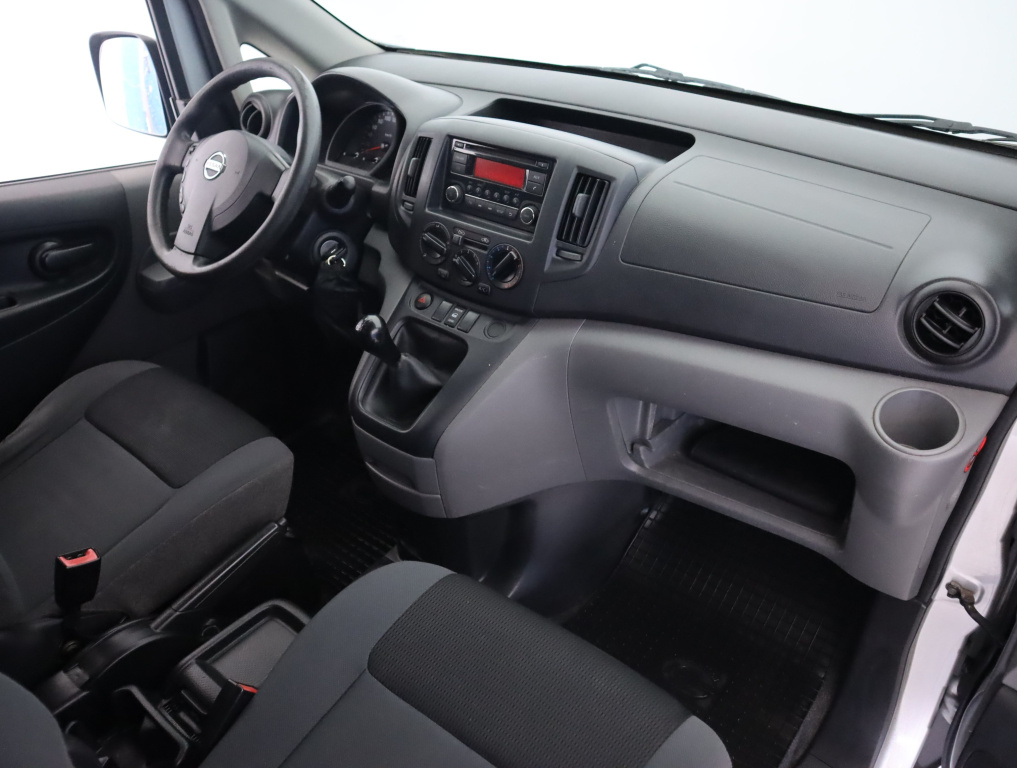 Nissan NV200