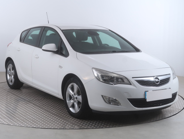 Opel Astra 2010