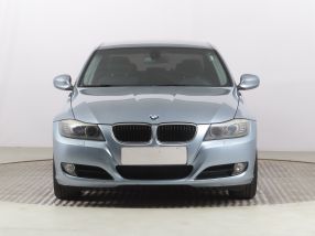 BMW 3 - 2011