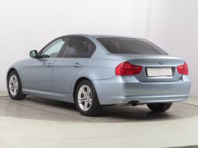 BMW 3 - 2011