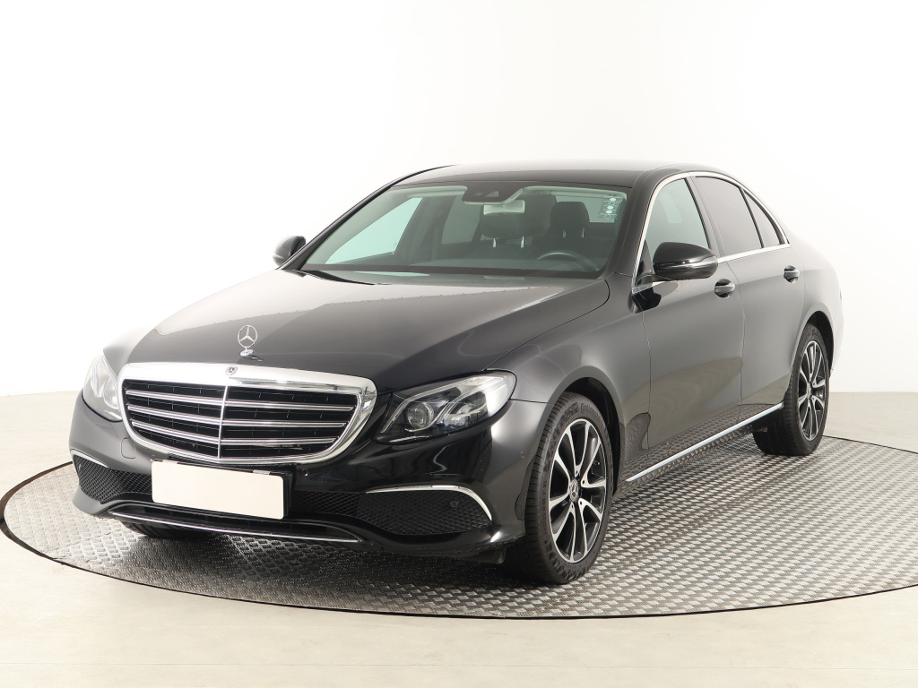 Mercedes-Benz E
