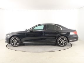 Mercedes-Benz E - 2017