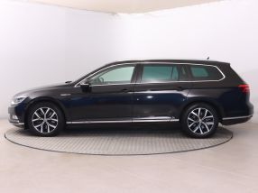 Volkswagen Passat - 2016