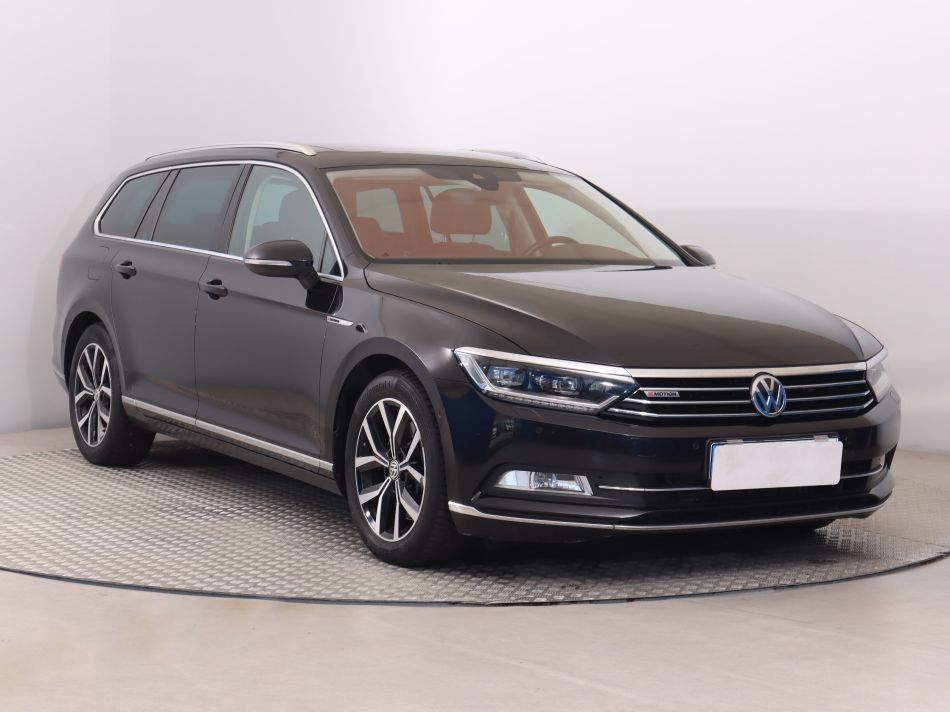 Volkswagen Passat - 2016