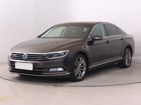 Volkswagen Passat - 2016