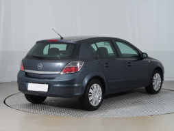 Opel Astra 2007