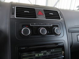 Volkswagen Touran 2013