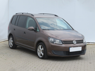 Volkswagen Touran, 2013