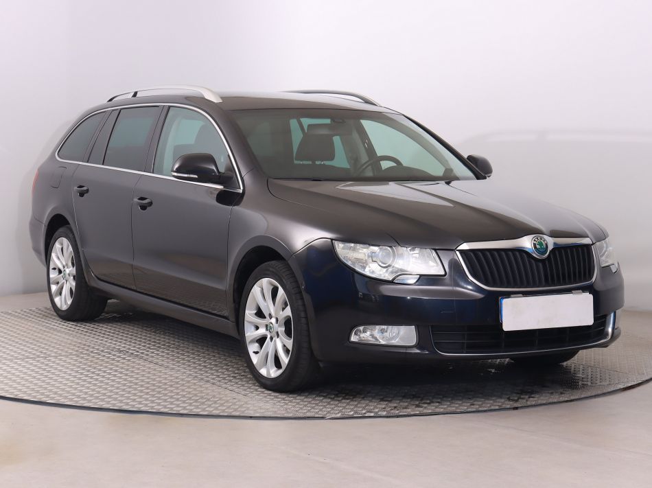 Skoda Superb - 2012
