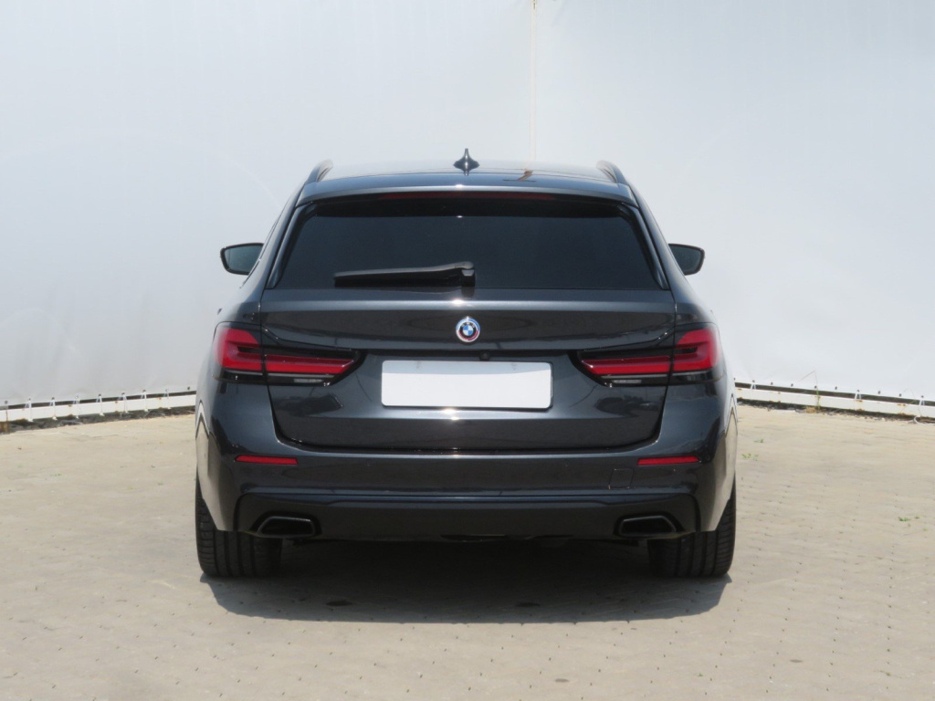 BMW 5