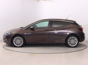 Opel Astra - 2016