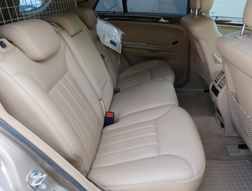 Mercedes-Benz ML