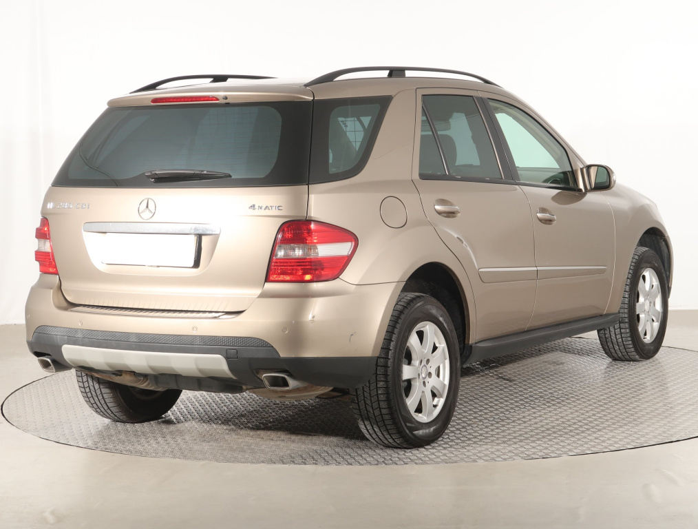 Mercedes-Benz ML