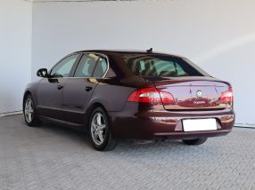 Skoda Superb - 2010
