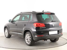 Volkswagen Tiguan - 2013