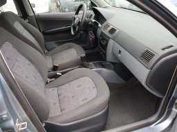 Škoda Fabia 2003
