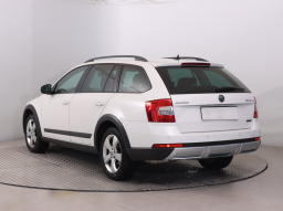 Škoda Octavia Scout 2015