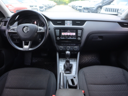Škoda Octavia Scout 2015
